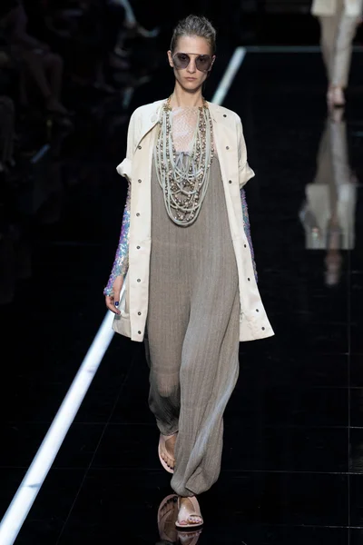 Look 53